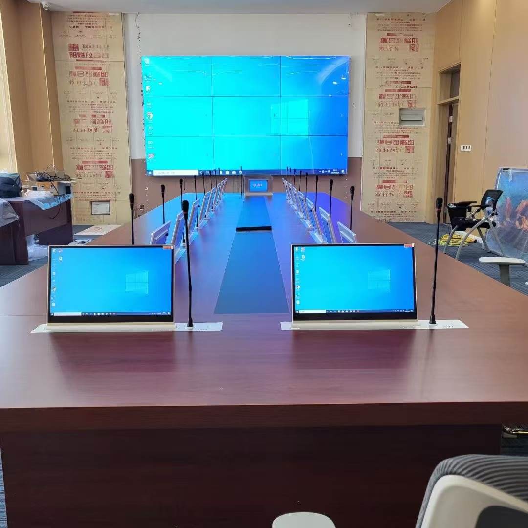 Sistem Persidangan Tanpa Paper Monitor mengangkat kes pemasangan